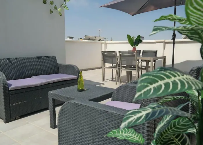 Penthouse & Pool Center * Málaga